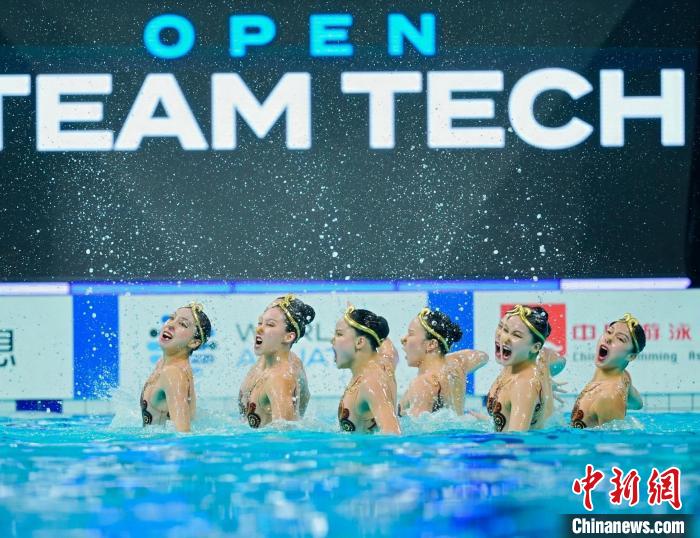 以水为卷绘国风西安世界杯花样游泳中国队七金