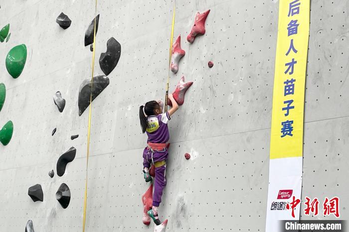 凯乐石全国攀岩希望之星西南区域重庆站培育后