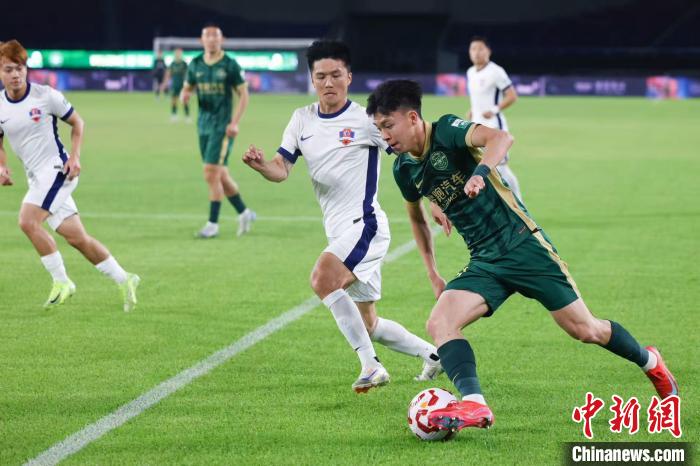 浙江绿城主场遭梅州客家两度点球逆转逼平
