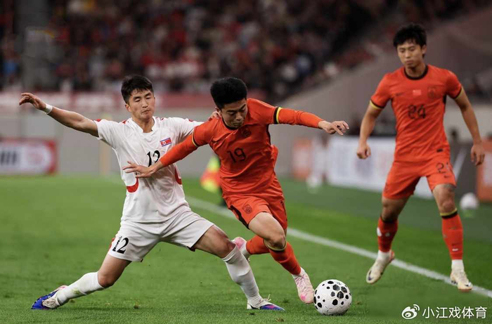 中国男足迎战喀麦隆U23对越南备战世界杯预选赛